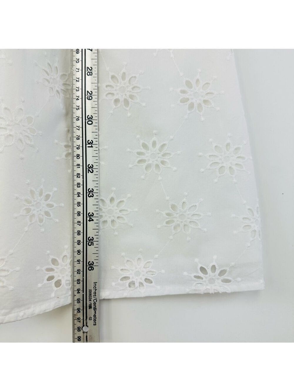 Curvy Girl white eyelet cotton dress Size 16 Torrid Belle Isle Puff Sleeve - Picture 10 of 16